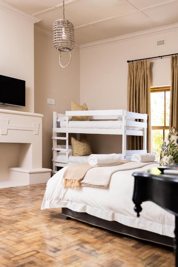 The Merino Guest House Бофорт Уест Екстериор снимка