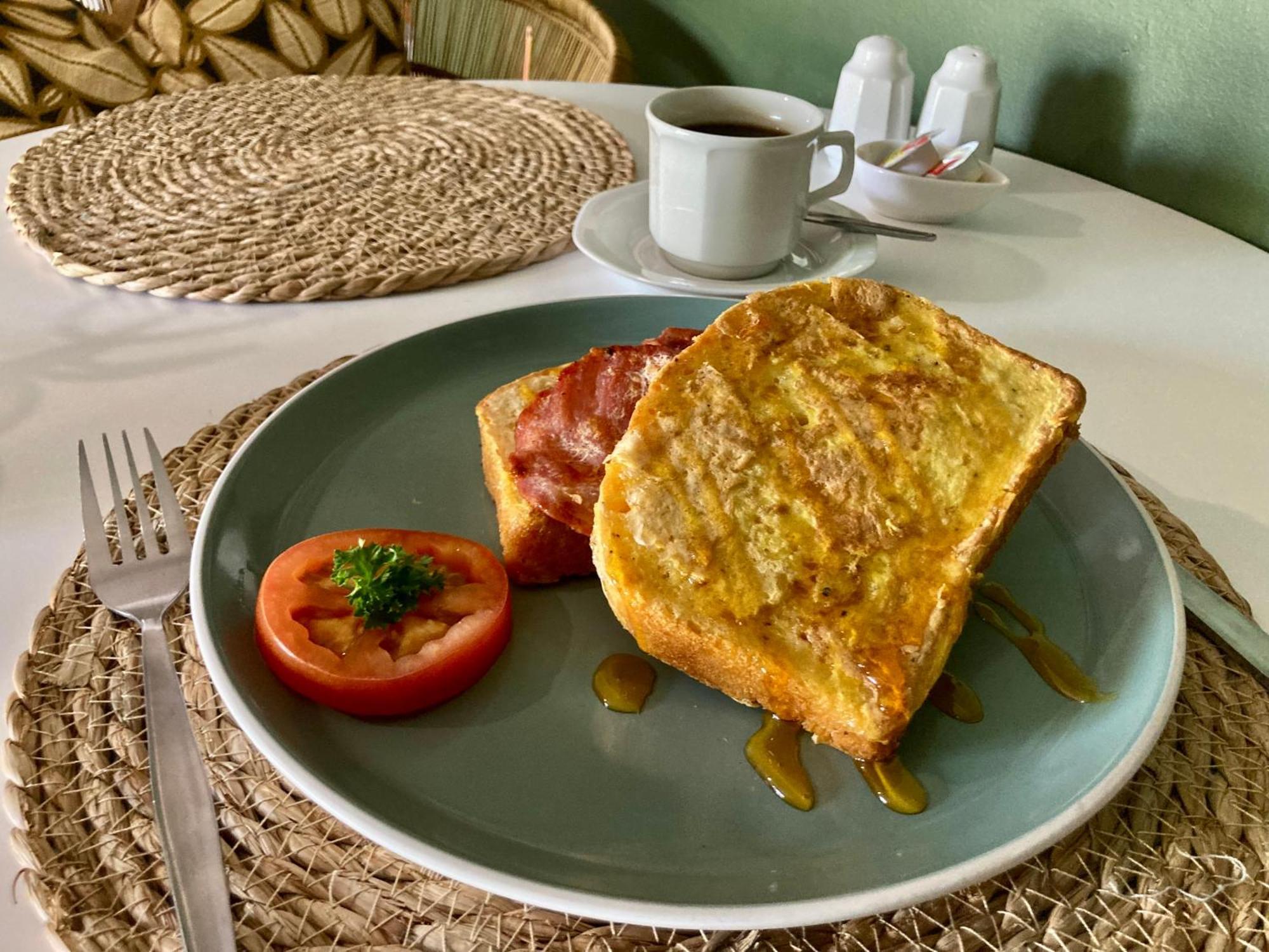The Merino Guest House Бофорт Уест Екстериор снимка