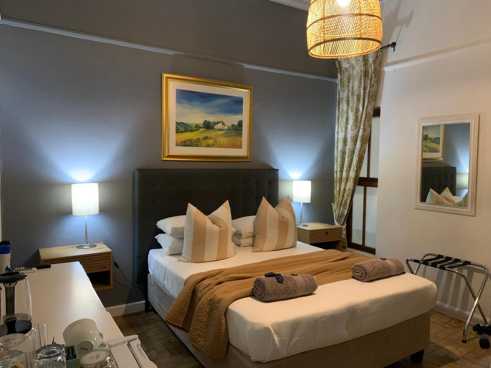 The Merino Guest House Бофорт Уест Екстериор снимка